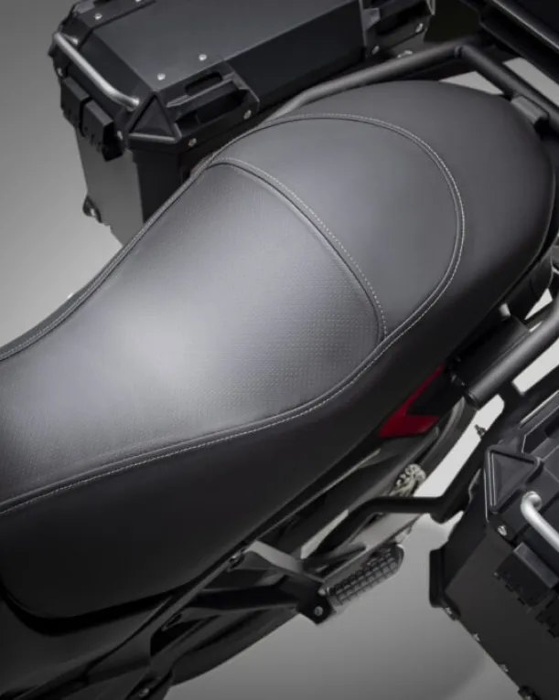 Close-up of the VOGE DS300 motorcycle seat and rear section.