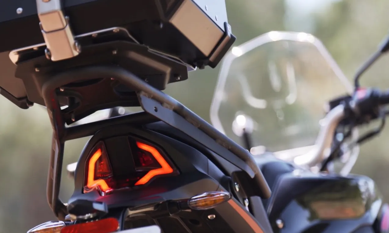 Detail of the VOGE DS300 rear light assembly and frame design.