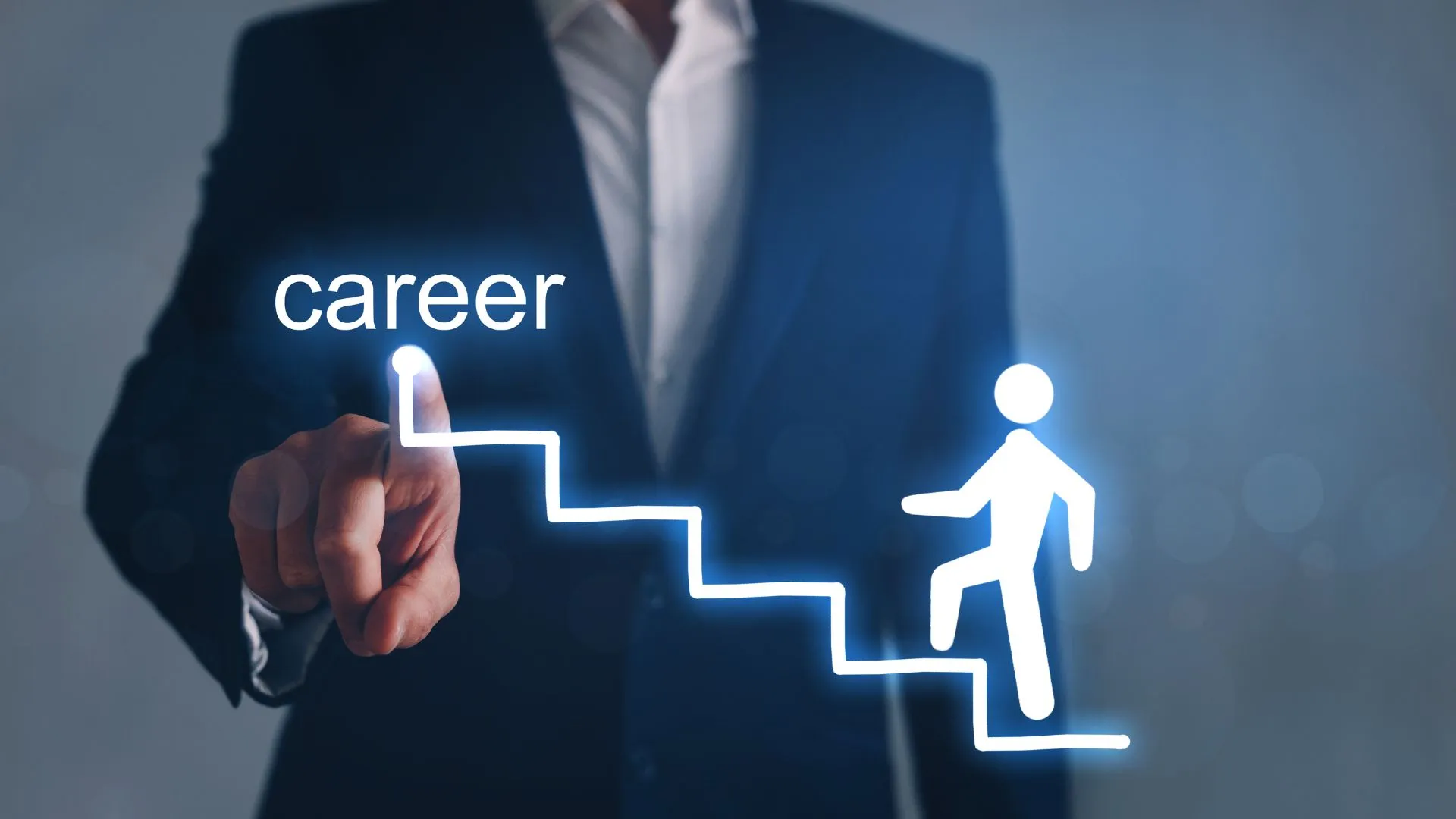 Progressive discipline is a systematic approach used by HR professionals and recruiters to address employee performance or behaviour issues.