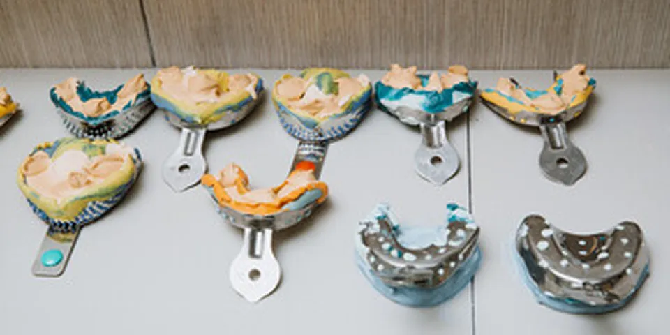 A bunch of cupcakes that are on a table.