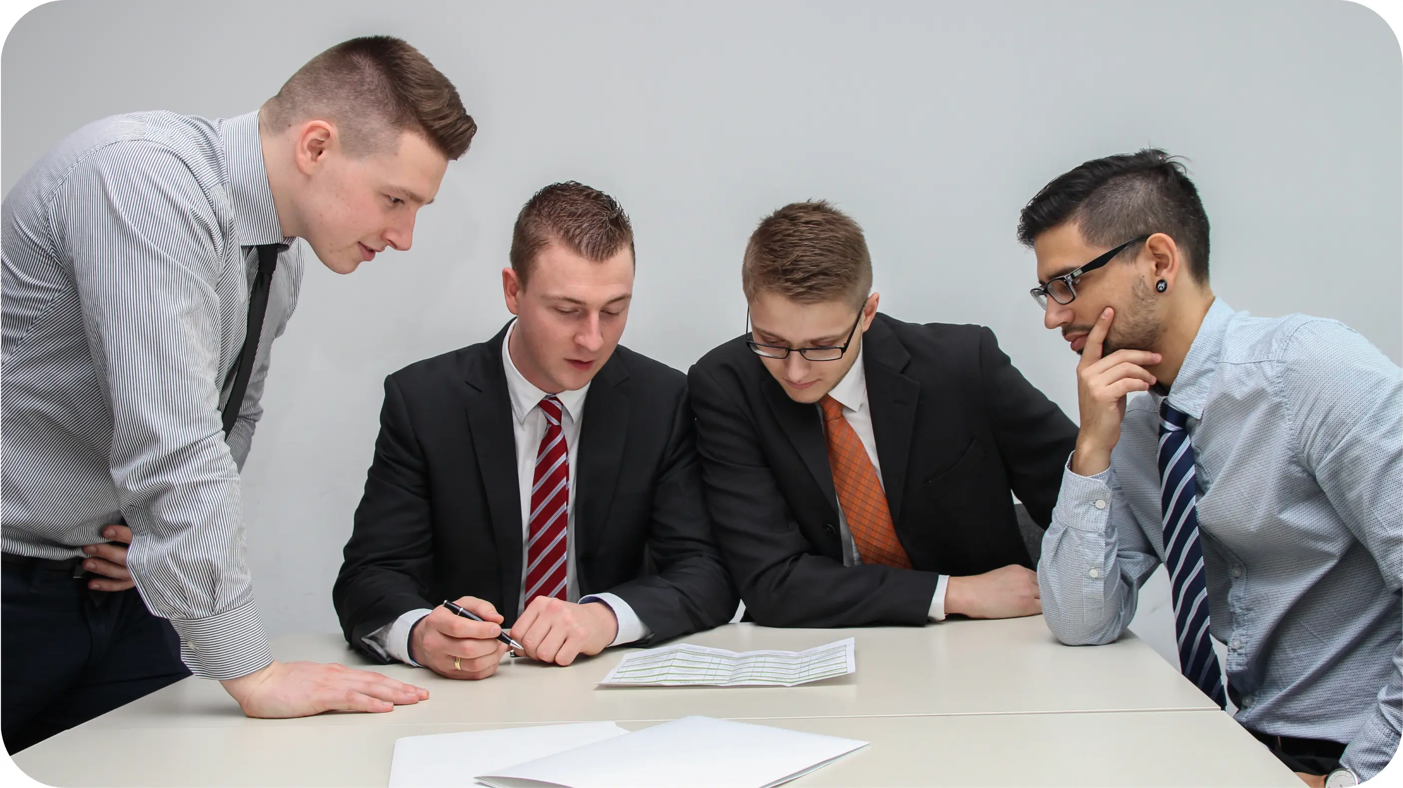 Employés en réunion