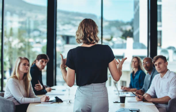 Strenghten internal communication