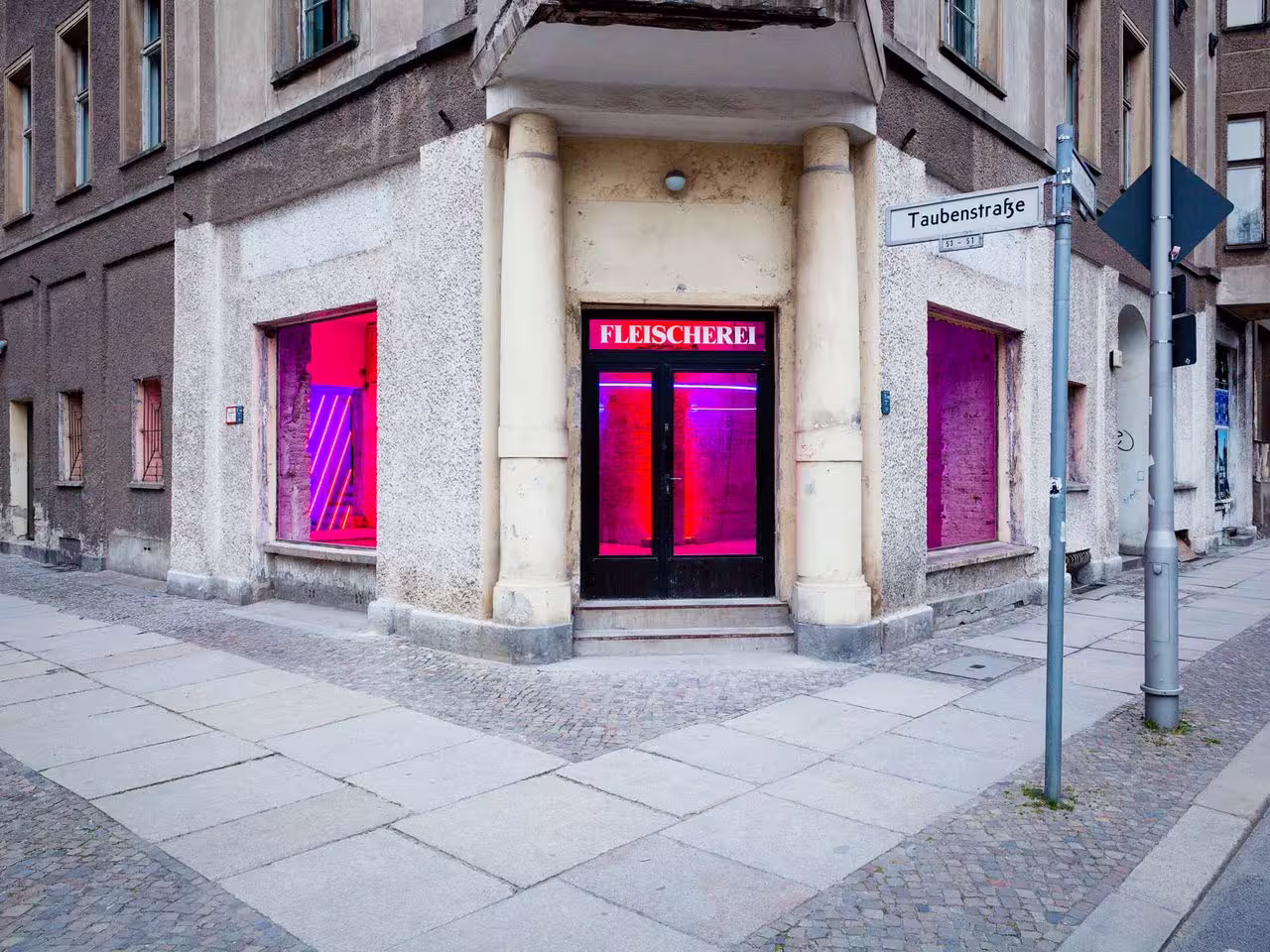 Historische Immobilie erstrahlt in künstlerischem Licht