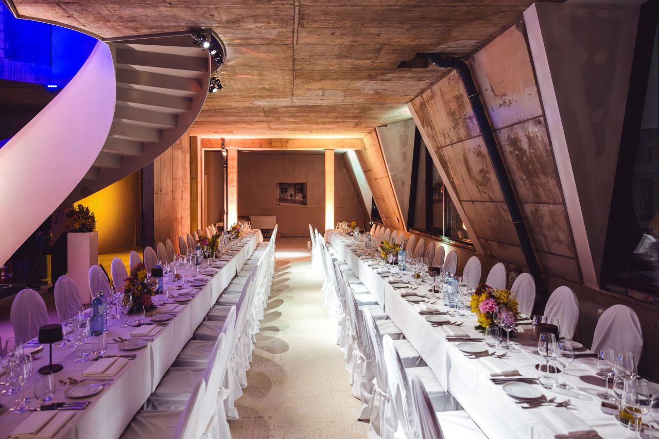GLINT Penthouse – Celebrating Winter with a View