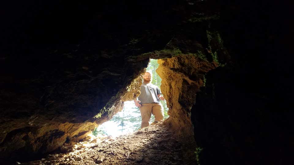 Idaho Champion gold & cobalt Idaho Champion gold & cobalt