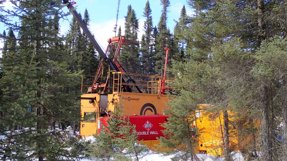 Maple Gold drilling mining