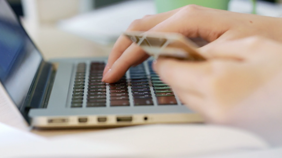 VersaBank banking computer