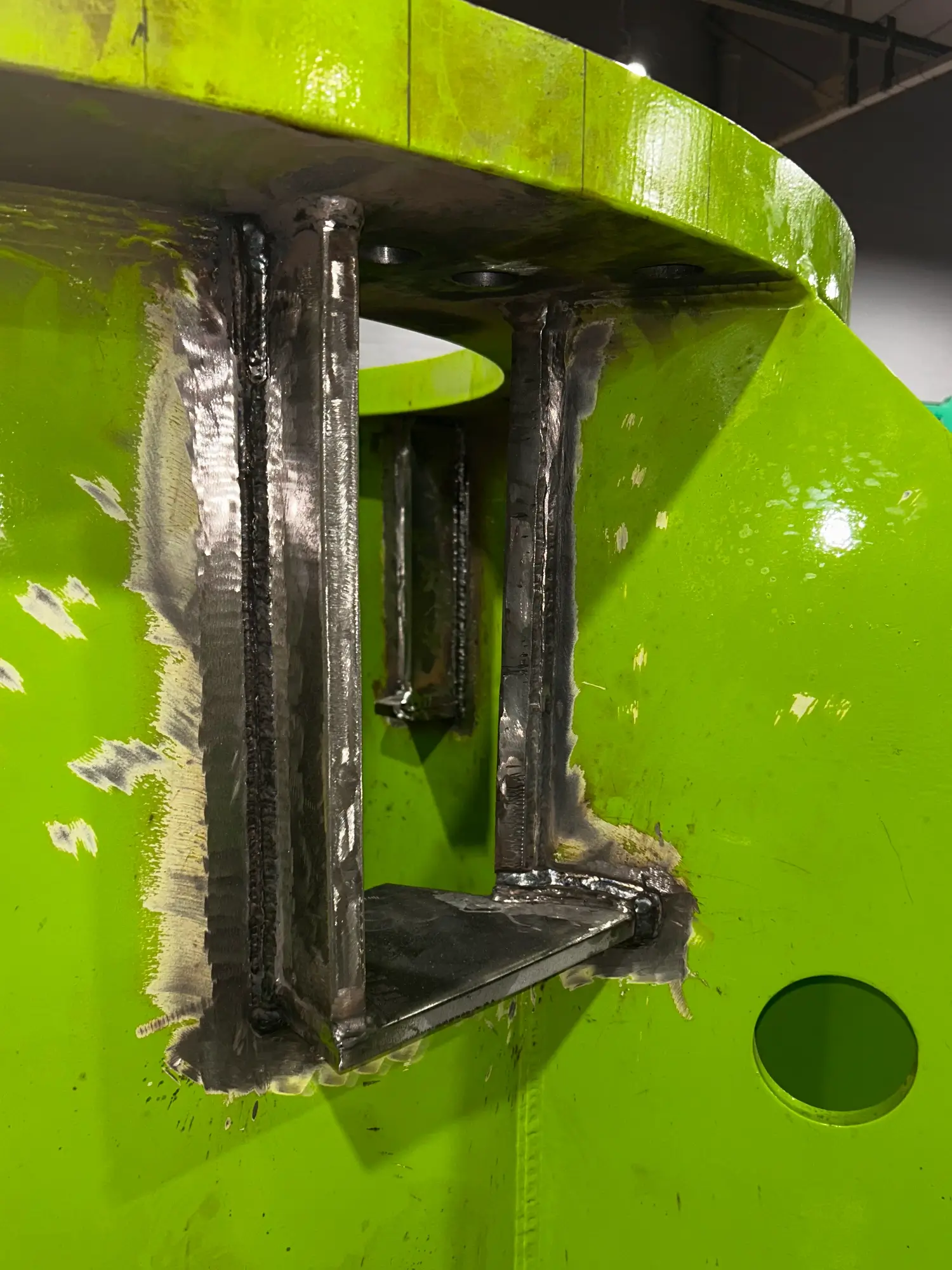 3D scanning, CAD modelling and alterations to an Adapter Can designed to connect with the E-foot and facilitate a key maintenance operation for blade changes on wind turbines.