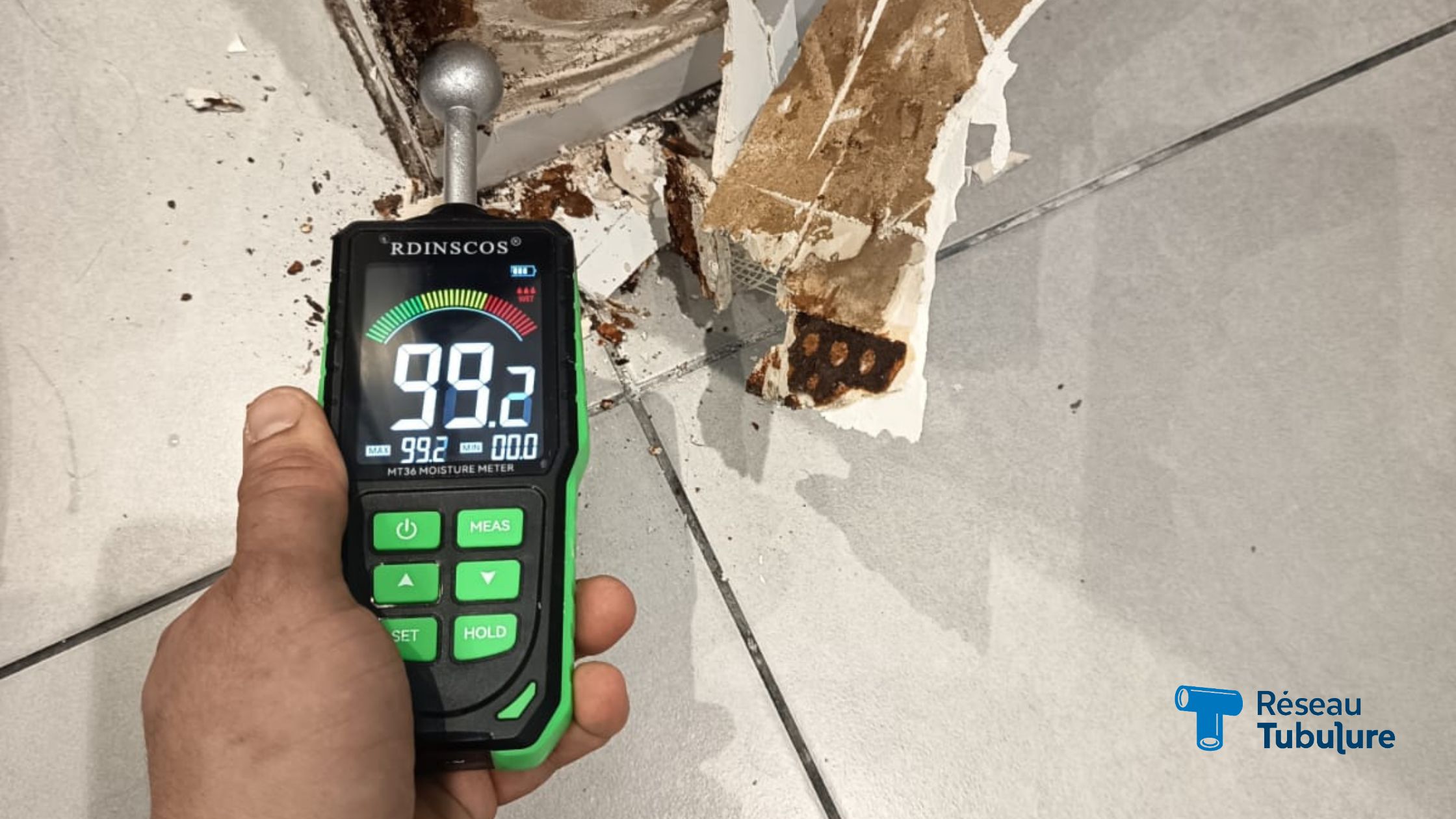 Hygrometer thermal camera tracer leak detection