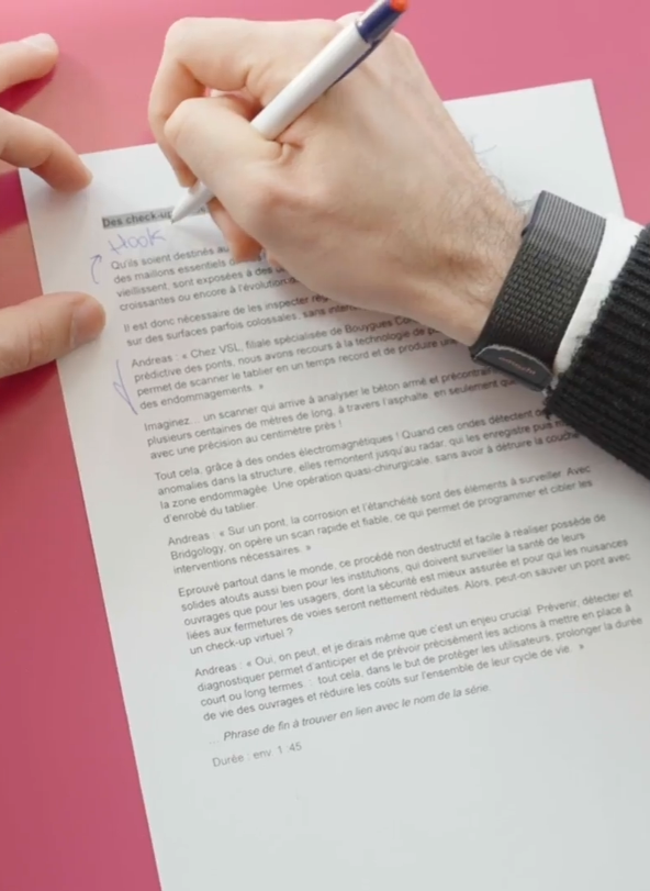 Rédaction des scripts chez Authentic Creators