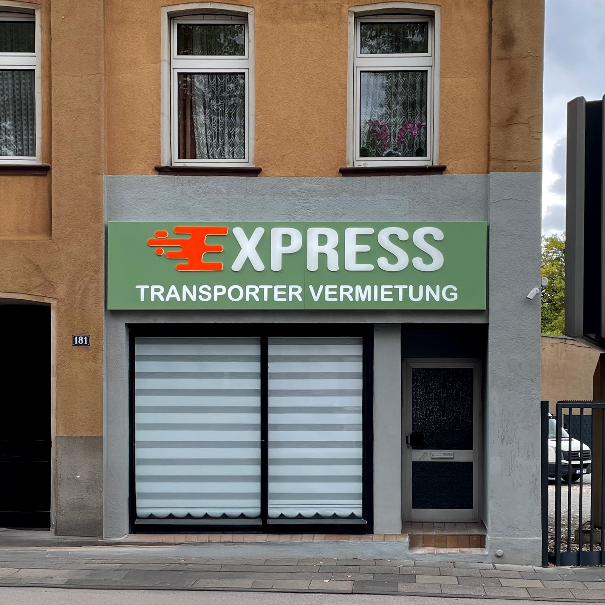 Express Transporter Vermietung