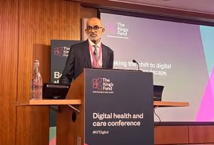 Dr Vin Diwakar speaking