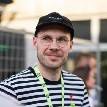 Slavo Tuleya, Principal Owner at OneHold.Co