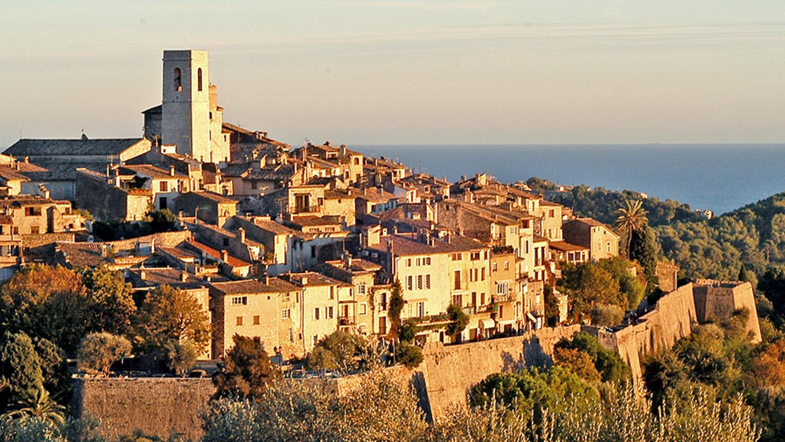 Comment protéger les sites touristiques sans tomber dans la surveillance massive ?