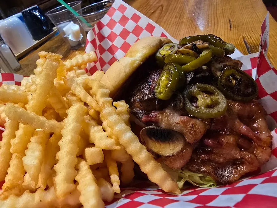 Bacon & Peppers Burger