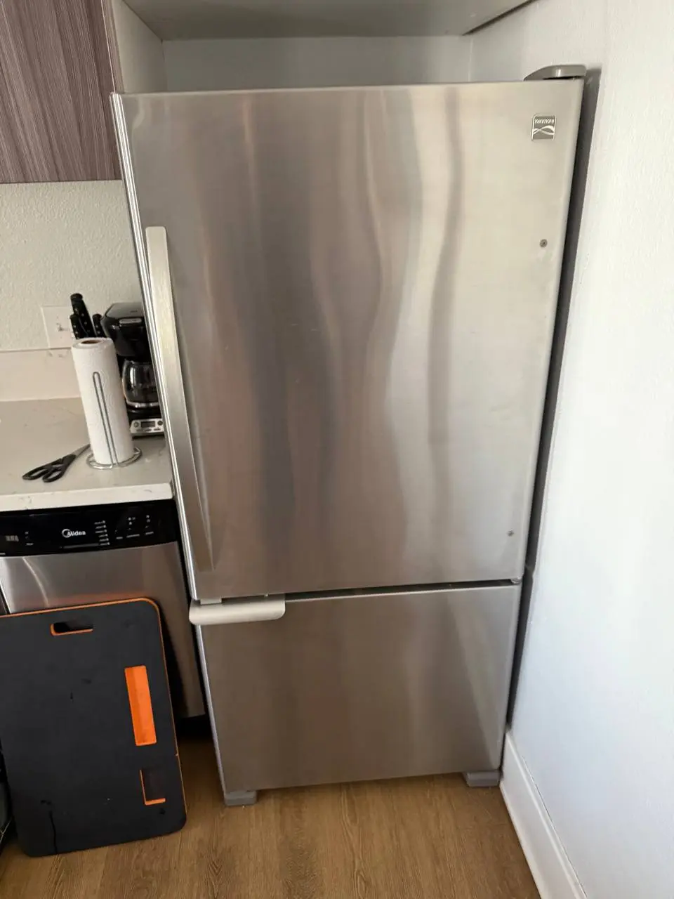 Emergency refrigerator repair in Poway