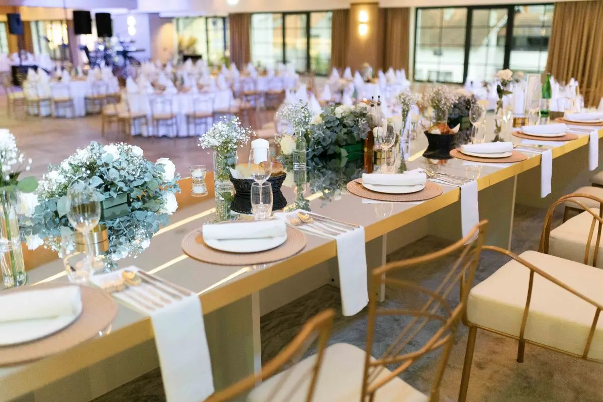 detalji interijera – svadbeni stol u Regius Life