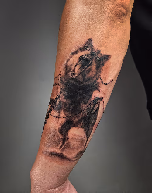 tetovaža vuka na ruci