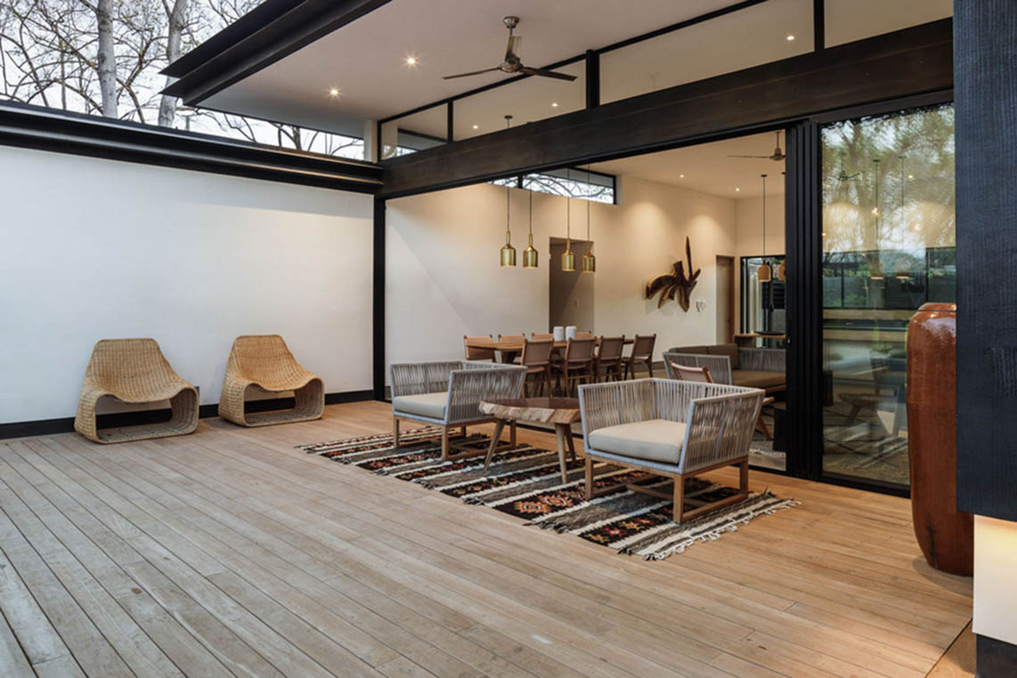 Deck para exteriores resistente intemperie