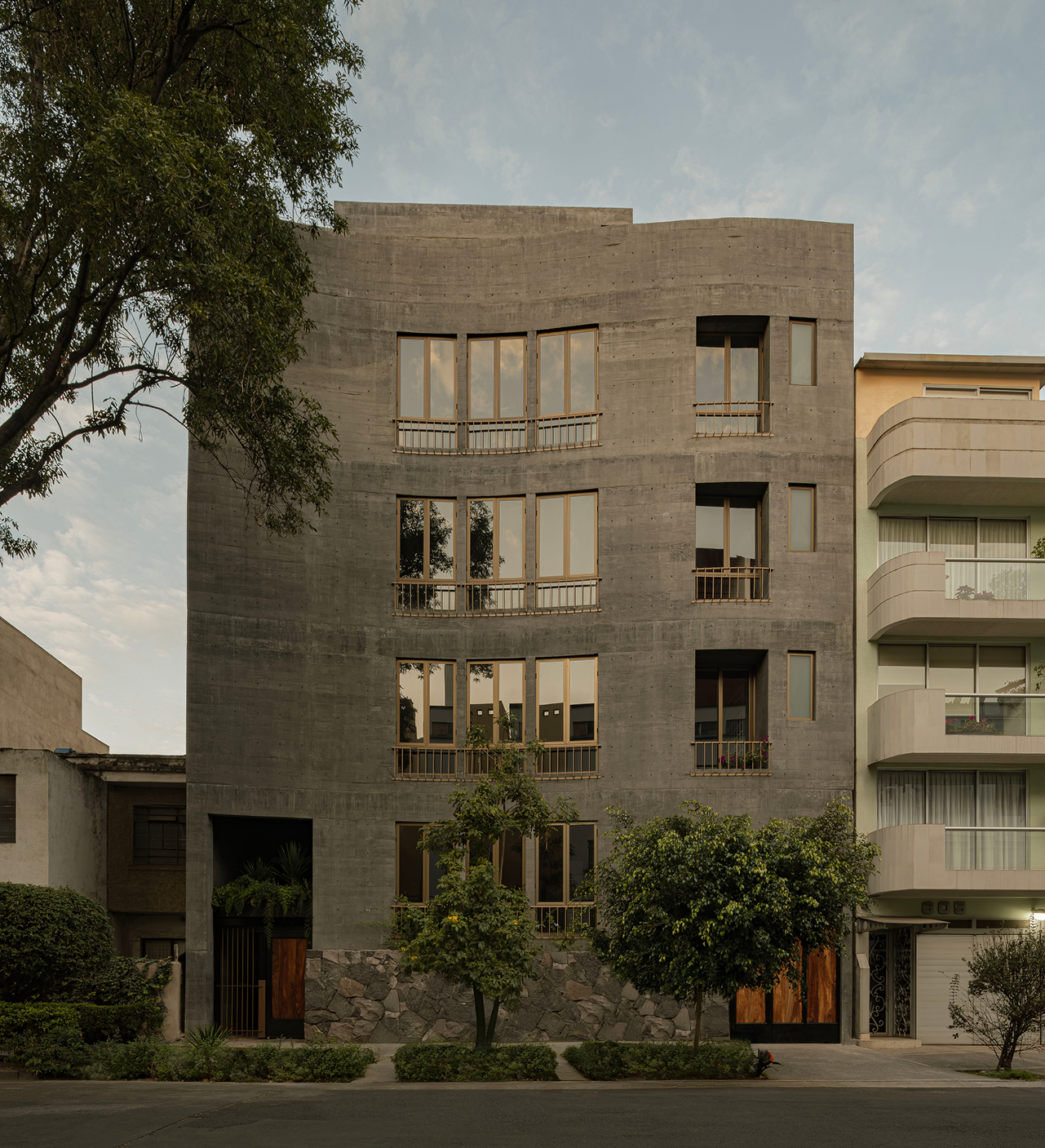 Proyecto de Atelier Ars con piedra natural y cantera (arquitectura mexicana, piedras naturales) — Tenerife Mag Enero 2025, Grupo Tenerife