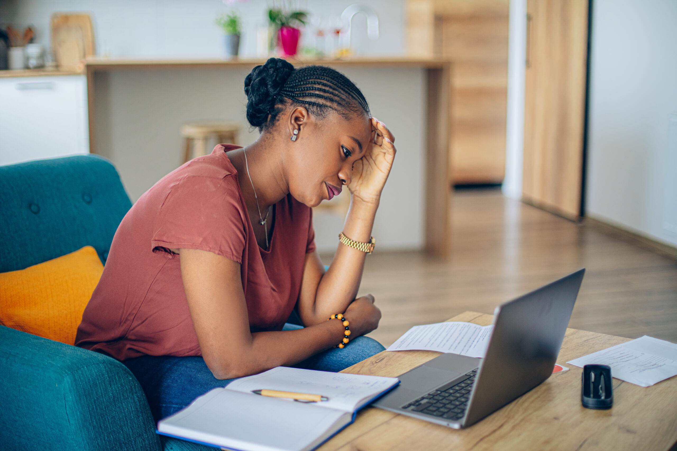 Can A Divorce Coach Help You Keep Your Legal Bills Under Control? Yes. Here’s How.