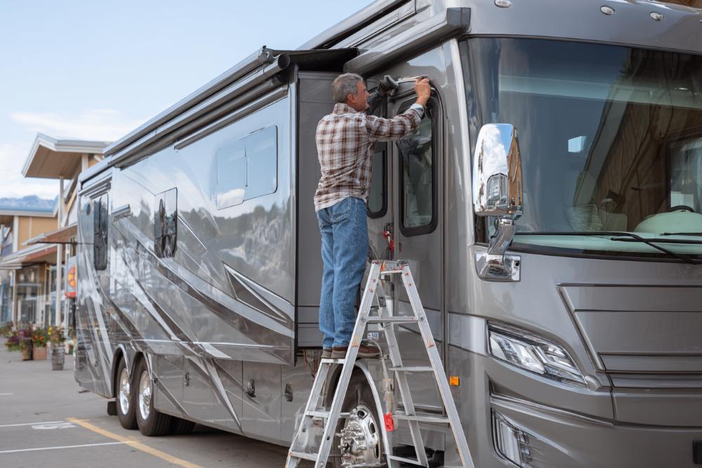 RV Side Glass Replacement
