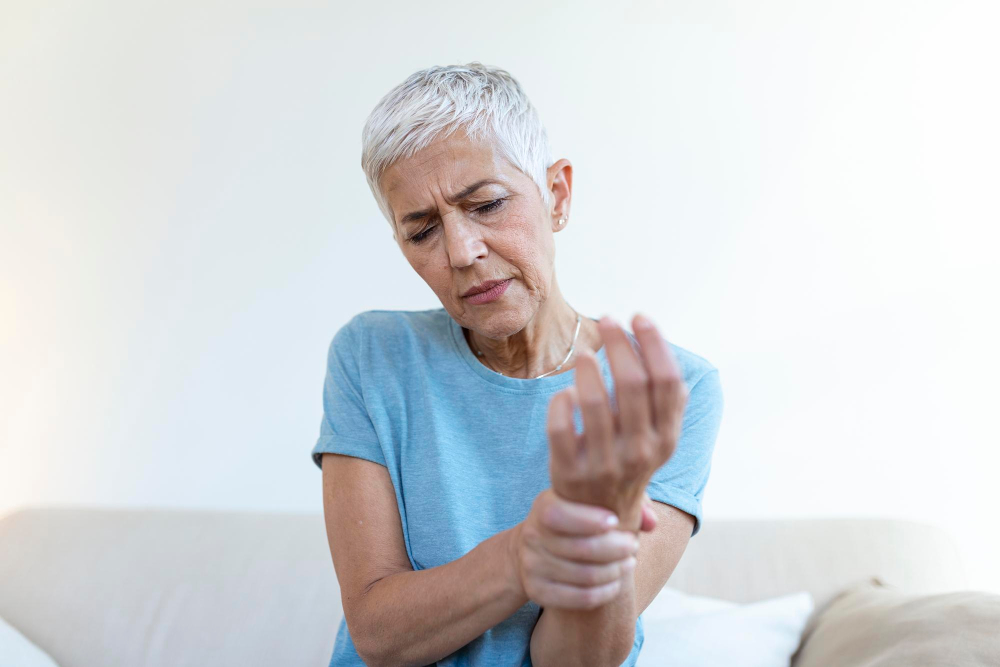 Hand Numb and Tingling at Night? It Could Be Carpal Tunnel Syndrome