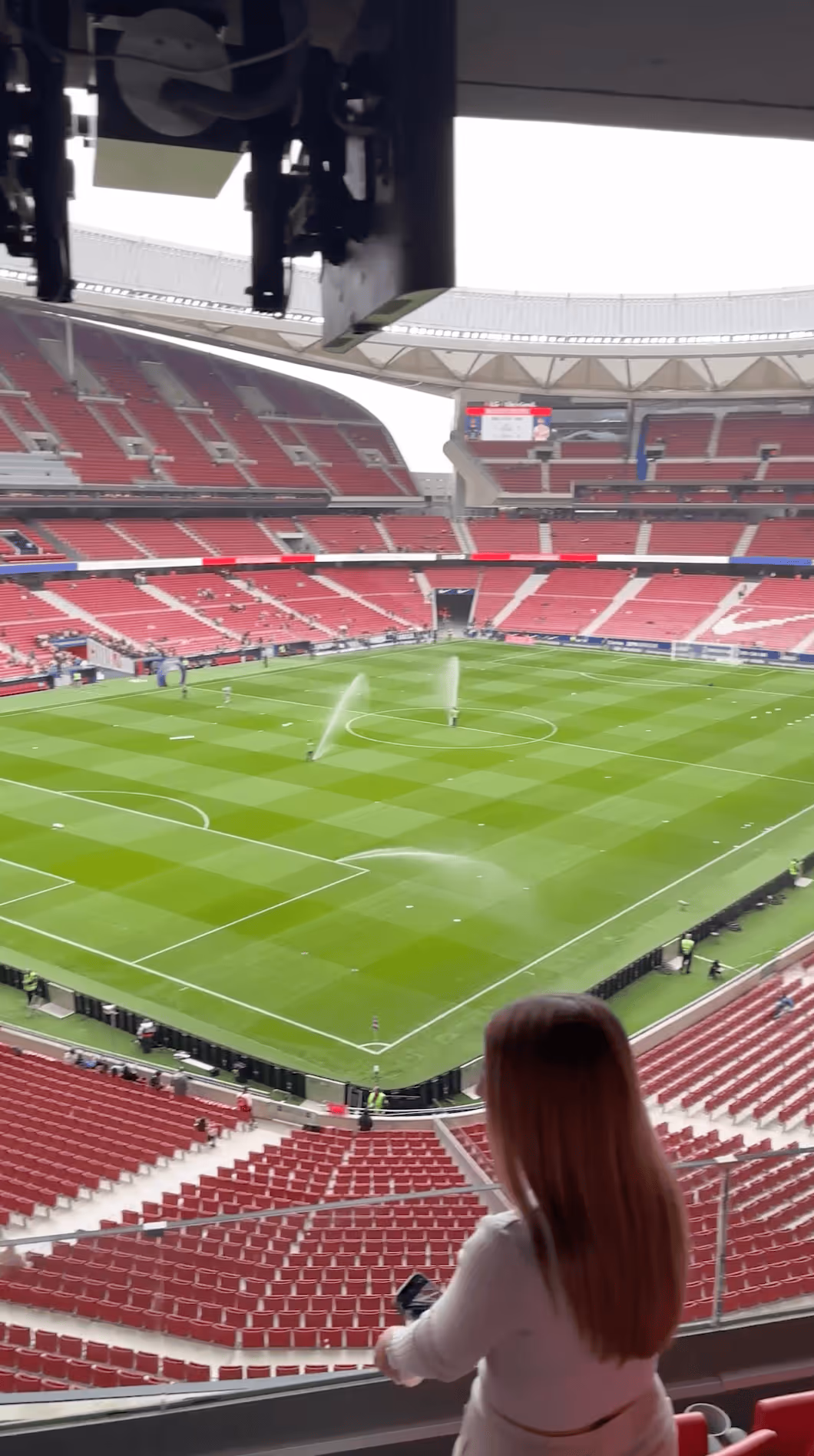 ComAve Exclusive Experiences with soccer clubs Players around Europe.