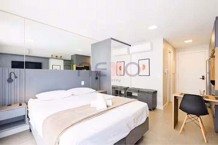 ape-business-premium-no-go24-com-piscina