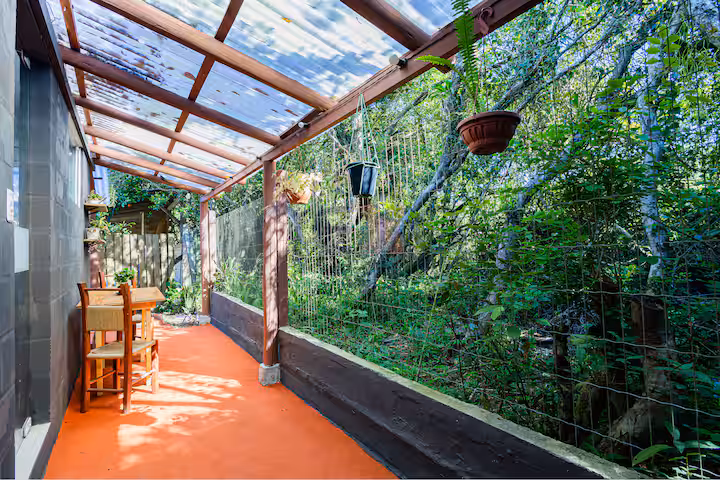 refugio-aconchegante-a-7min-da-praia-do-rosa