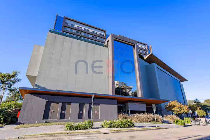 loft-integrado-ao-shopping-com-piscina-academia