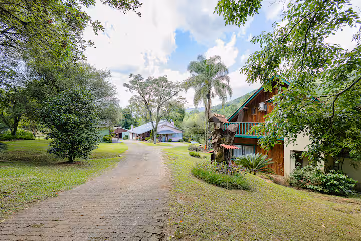 https-www-airbnb-com-br-rooms-1571313138022312401