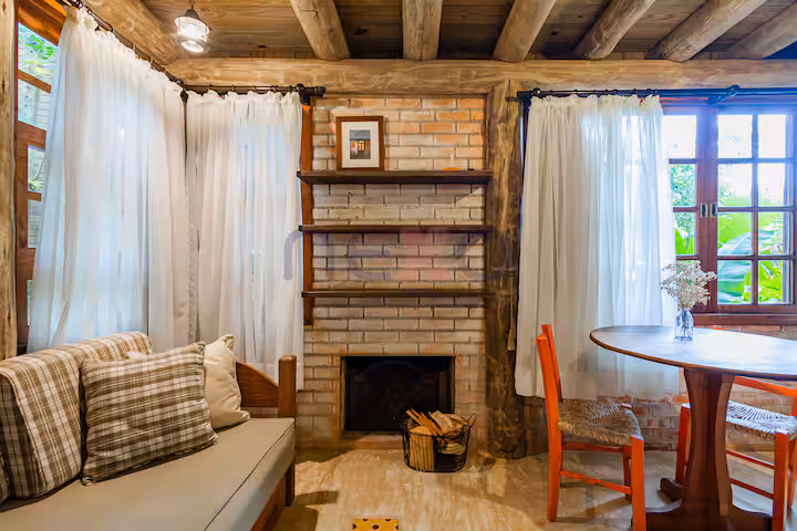 chale-mar-4---praia-do-rosa---15-min-da-praia-a-pe