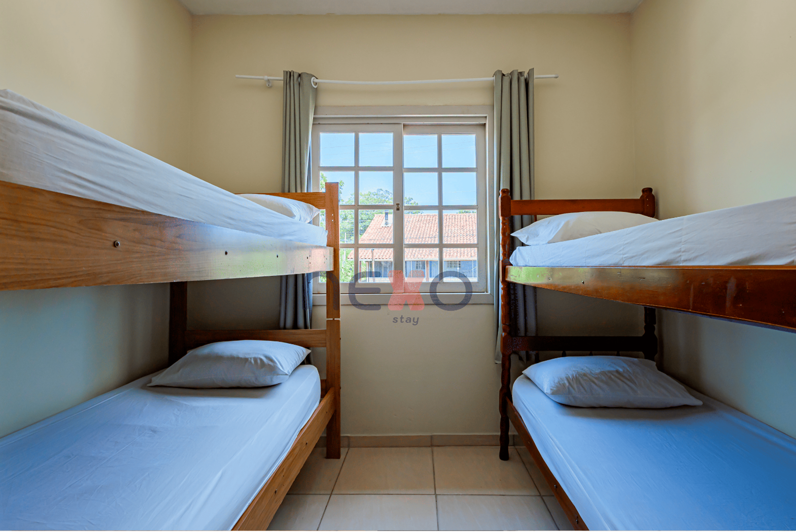 porto-pousada--a-550m-do-centro-praia-do-rosa