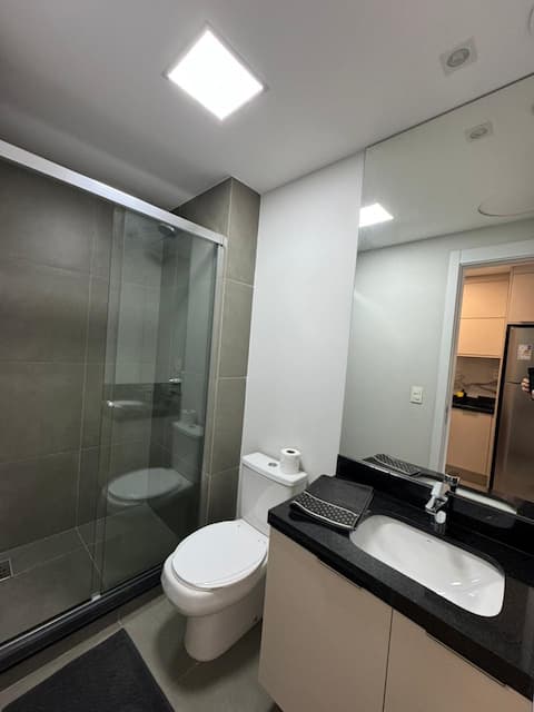 studio-de-luxo-vista-piscina-e-academia