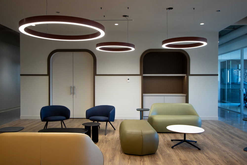 448 N LaSalle Spec Suites