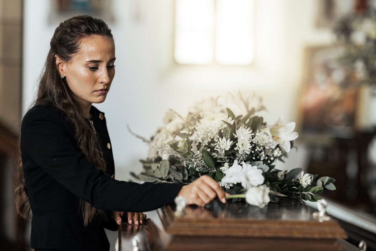How to Pay for a Funeral: Financial Tips