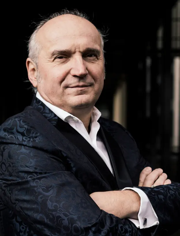 Photo of Arno Gutleb, CEO of Invitrolize, featured in testimonial for IGOR’s electronic lab notebook and sample tracking system.