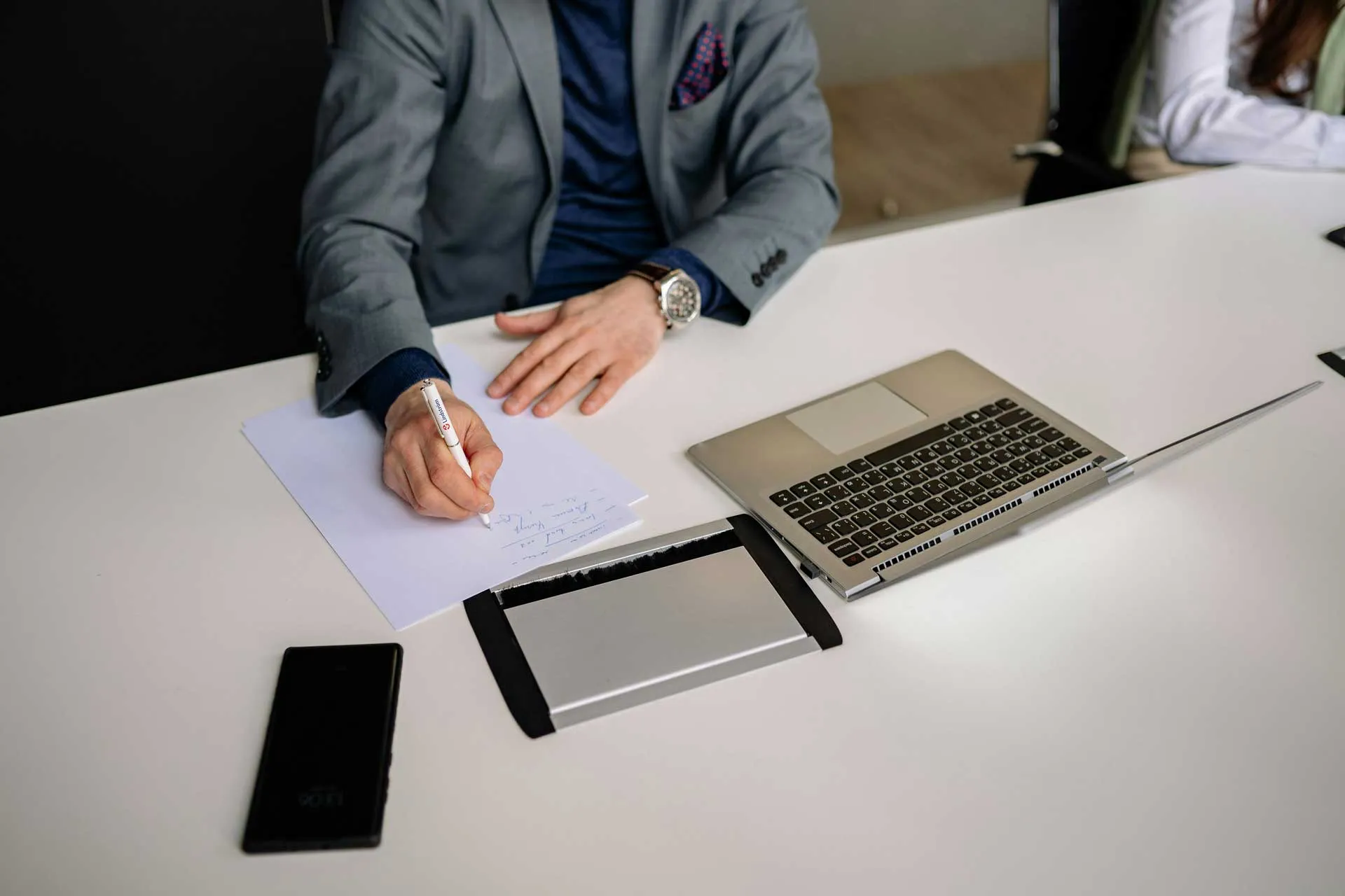 image of an office collaboration scene (for a mobility and transportation)