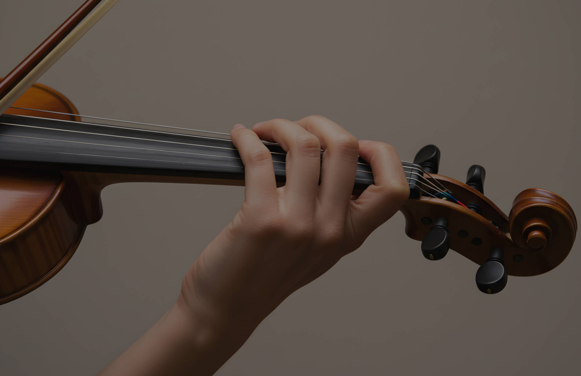 main violoniste closeup