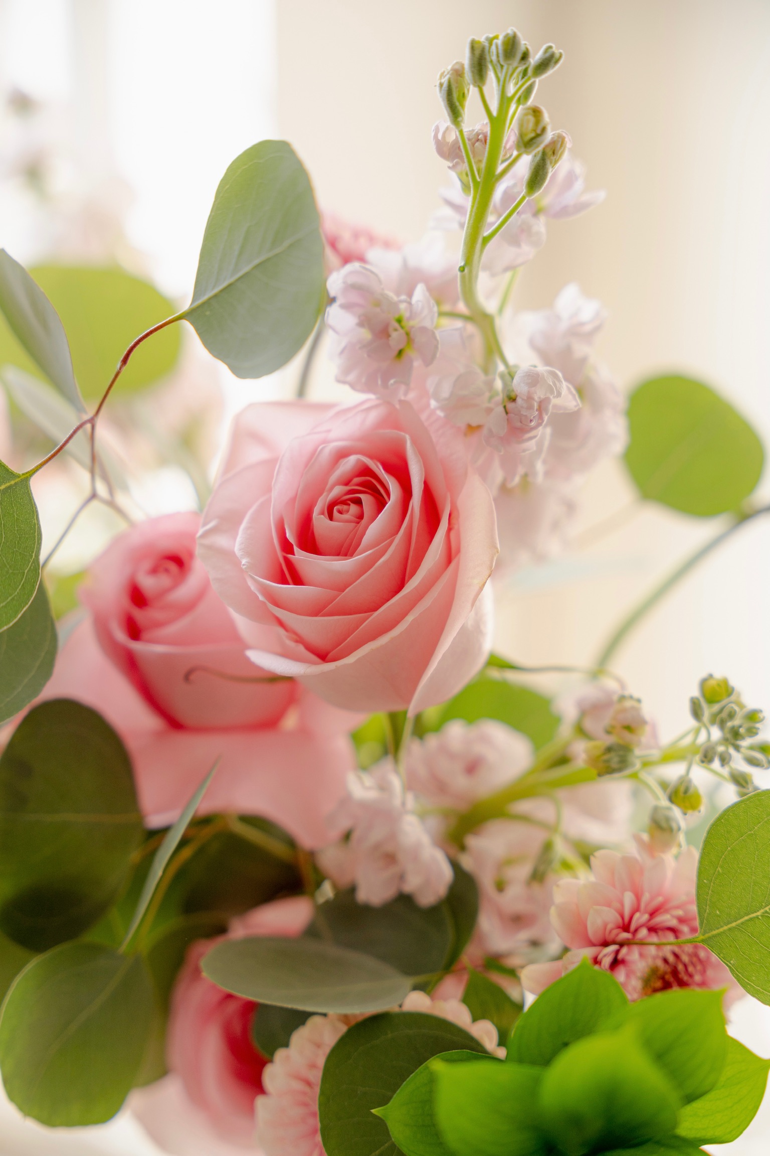 image of a floral arrangement