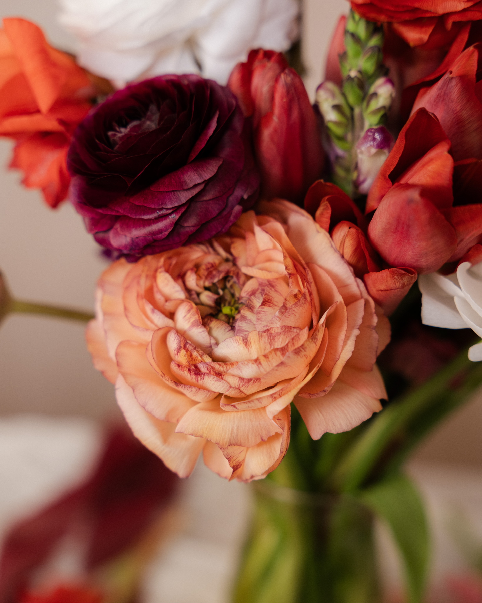 image of a floral arrangement