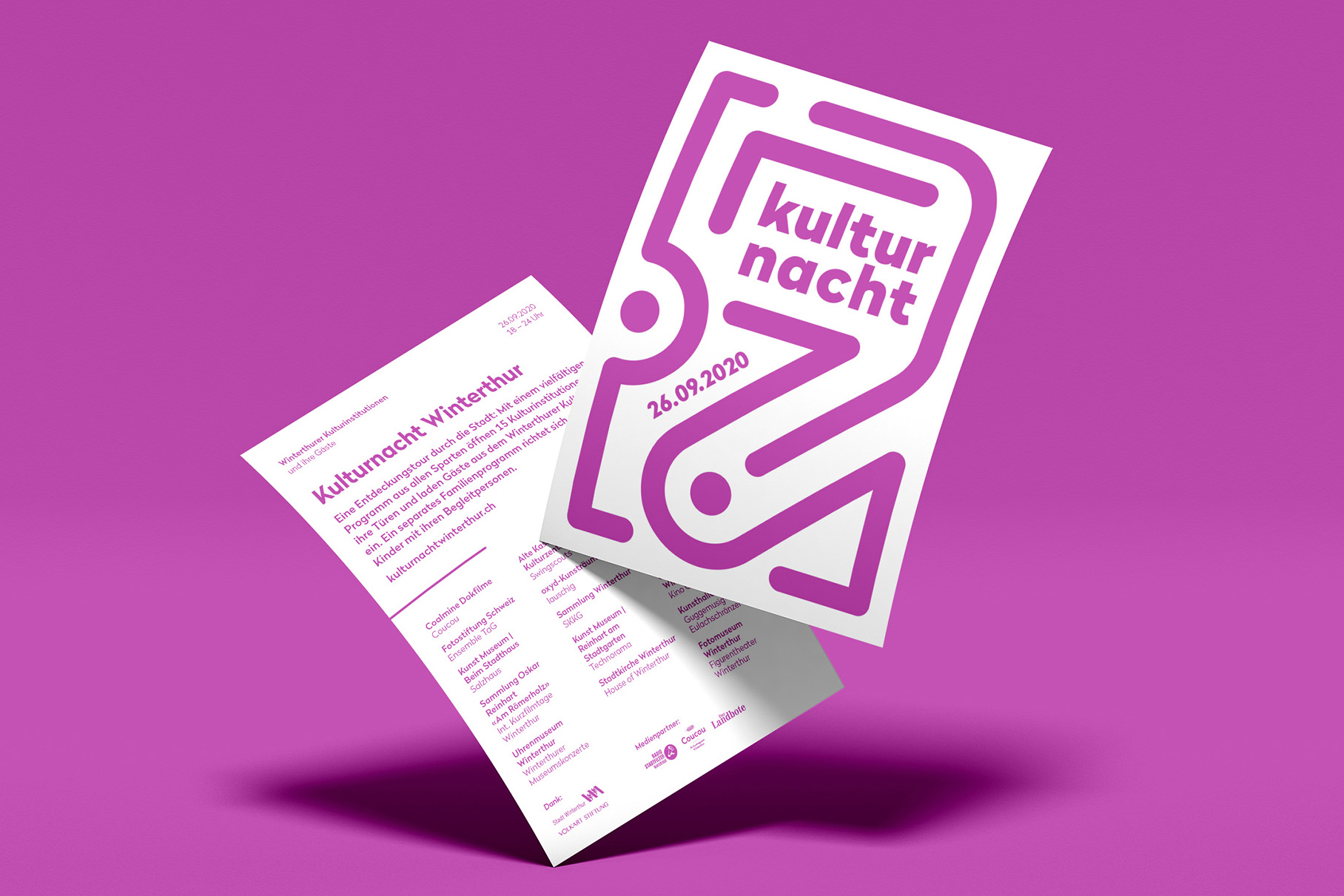 Vorder- und Rückseite des violetten Kulturnacht-Flyers.