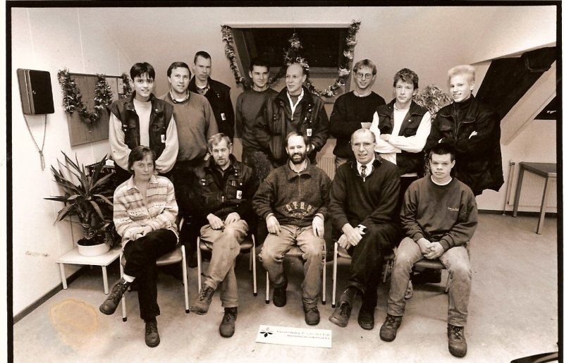 DECEMBER 2000