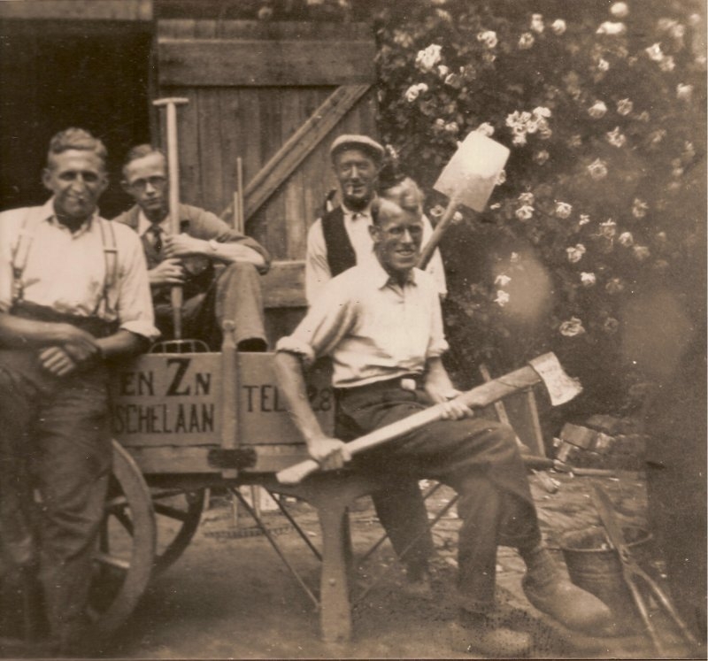 T.KOESLAG en zoon 1938