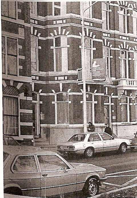 KONINGINNEGRACHT 102 DEN HAAG