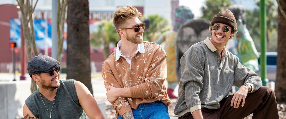 男性専用眉毛サロン「CREA」も経営