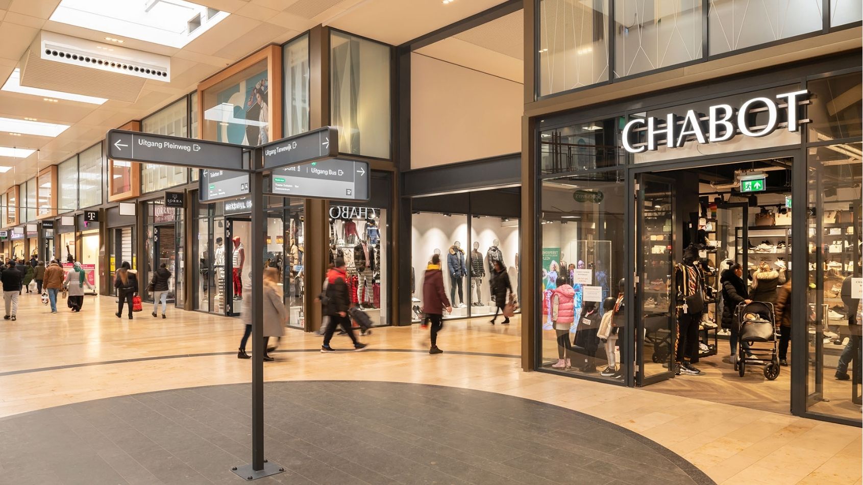 Winkelcentrum Zuidplein in Rotterdam