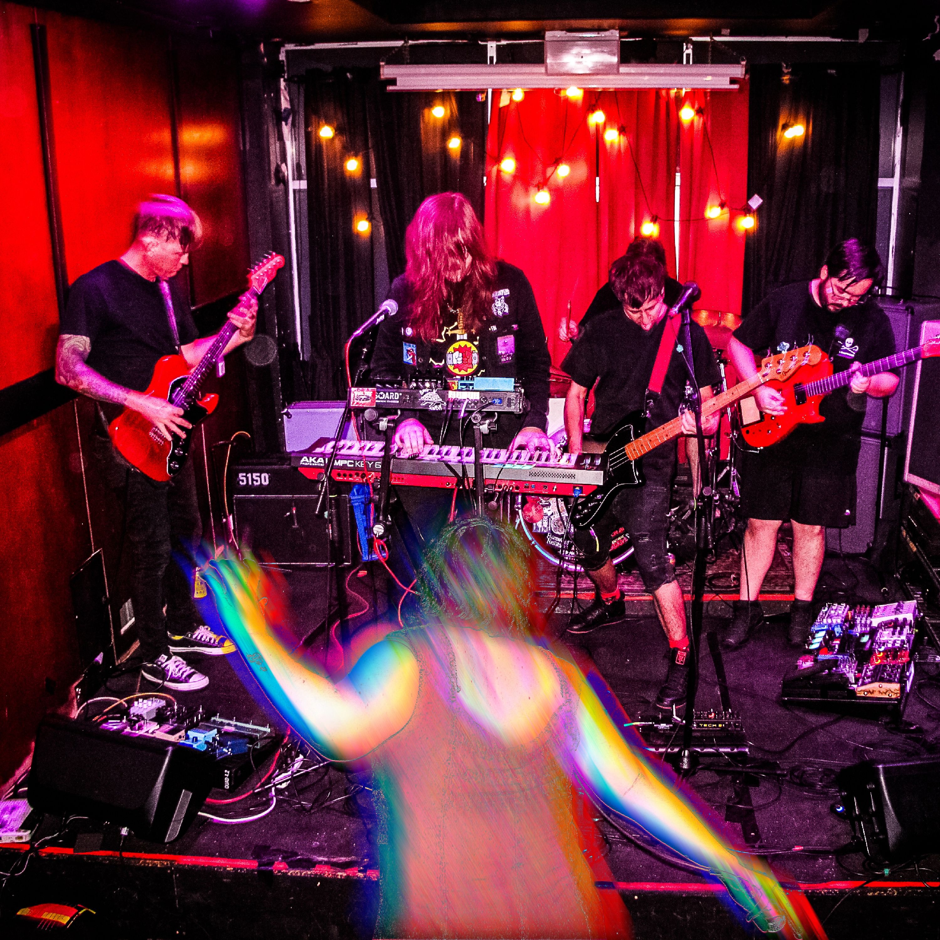 Burnt Trash Live in Meanjin (Brisbane)