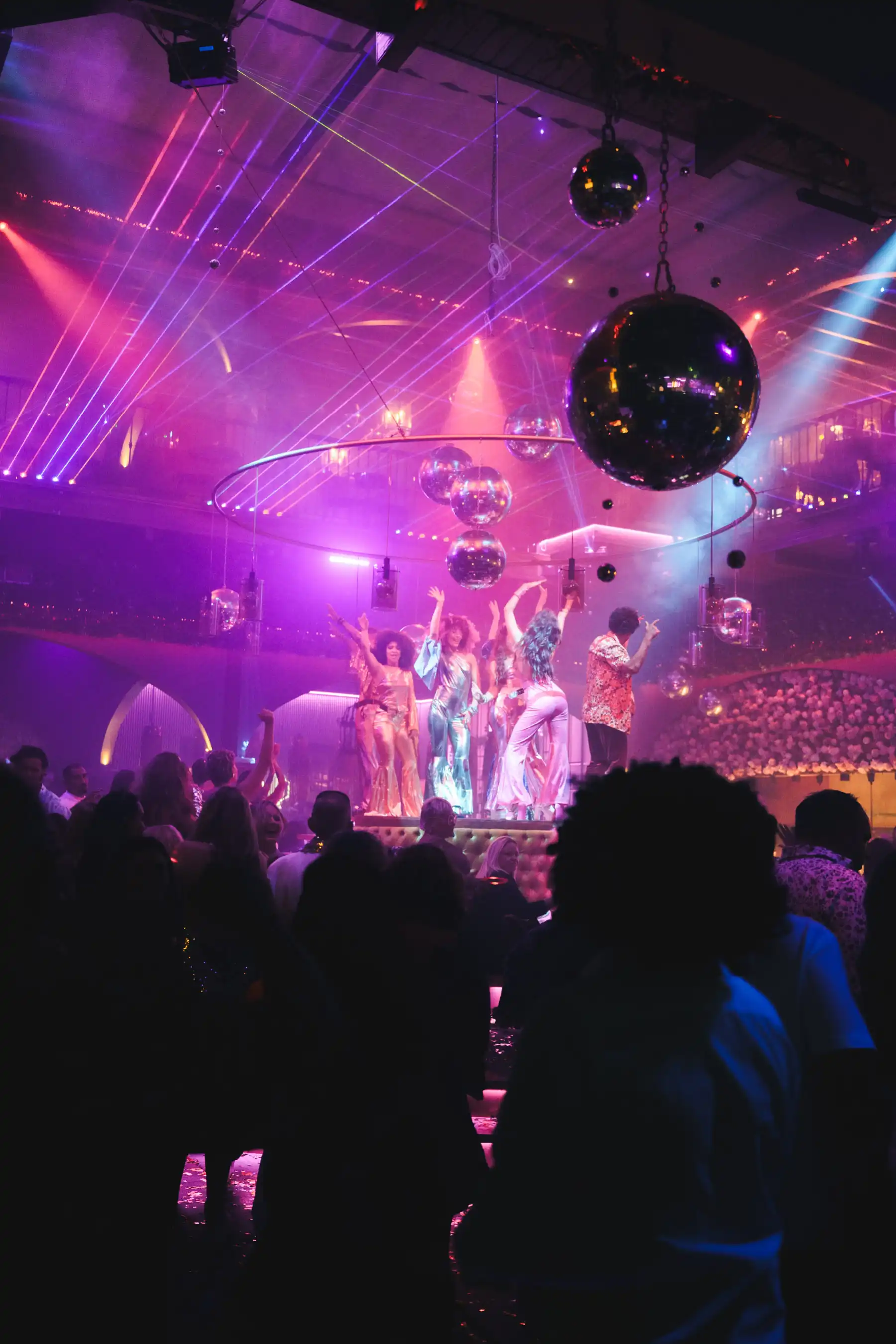 Guests enjoying Tabana’s Night Fever event in Playa de Palma